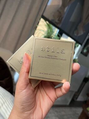 Stila Heaven's Dew All Over Glimmer in Silverlake
